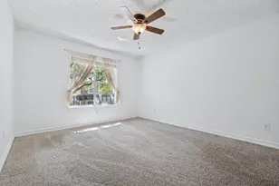 7452 E NW Hwy, Dallas, TX 75231 - Photo 14