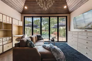 717 Ridgeway St, Dallas, TX 75214 - Photo 8