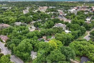 604 W Jefferson St, Waxahachie, TX 75165 - Photo 38