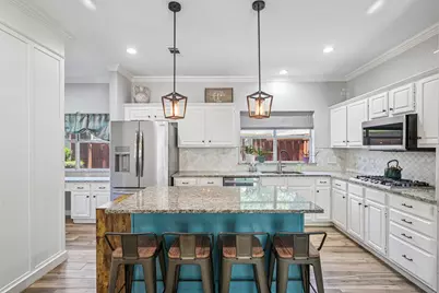 828 Lakeview Court, Coppell, TX 75019 - Photo 12