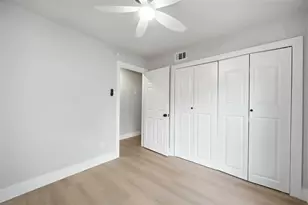8034 Greenhollow, Dallas, TX 75240 - Photo 20