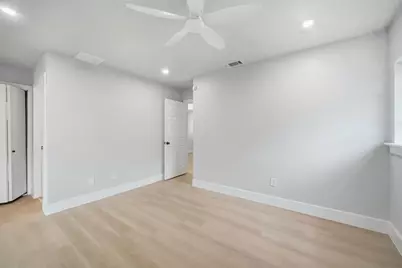 8034 Greenhollow, Dallas, TX 75240 - Photo 16