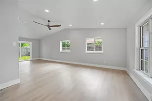 8034 Greenhollow, Dallas, TX 75240 - Photo 4