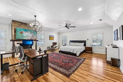 221 N Lucas Drive, Grapevine, TX 76051 - Photo 22