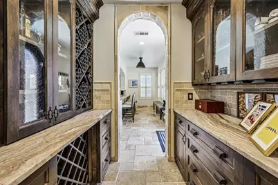 221 N Lucas Drive, Grapevine, TX 76051 - Photo 12