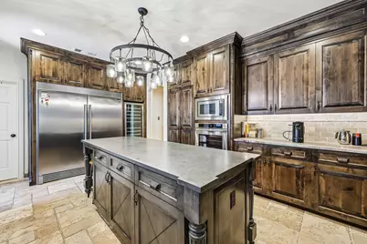 221 N Lucas Drive, Grapevine, TX 76051 - Photo 16