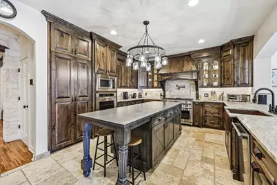221 N Lucas Drive, Grapevine, TX 76051 - Photo 14