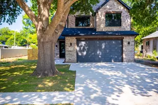 817 Plum St, Graham, TX 76450 - Photo 2