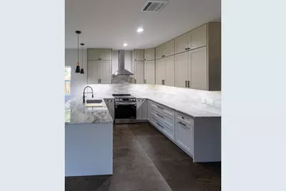 817 Plum Street, Graham, TX 76450 - Photo 12