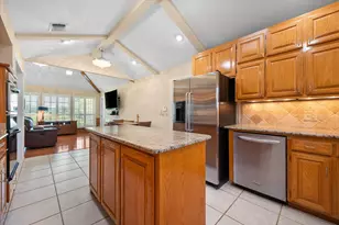 1208 Fairfax Dr, Mansfield, TX 76063 - Photo 10