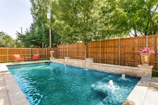 4613 Walnut St, Flower Mound, TX 75028 - Photo 2