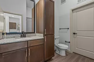 3120 E Park Row Dr, Arlington, TX 76010 - Photo 10