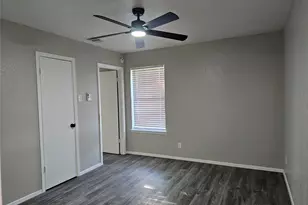 200 E Charles St, Riesel, TX 76682 - Photo 12