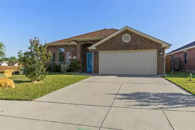 9236 Jason Drive, White Settlement, TX 76108 - Photo 6