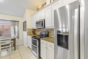 9236 Jason Dr, White Settlement, TX 76108 - Photo 10