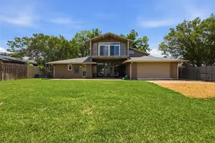3217 Golfing Green, Farmers Branch, TX 75234 - Photo 4