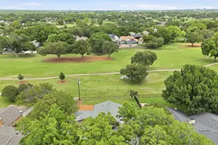 3217 Golfing Green, Farmers Branch, TX 75234 - Photo 34