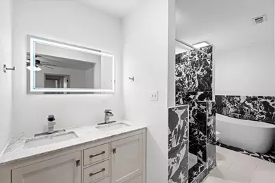 2400 Douglas Avenue, Irving, TX 75062 - Photo 16