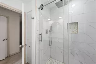 2400 Douglas Ave, Irving, TX 75062 - Photo 22