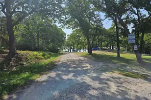 7150 Allyn Dr, Azle, TX 76020 - Photo 2