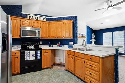 7150 Allyn Drive, Azle, TX 76020 - Photo 14