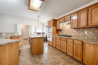 1544 Birkenhead Lane, Lancaster, TX 75134 - Photo 8