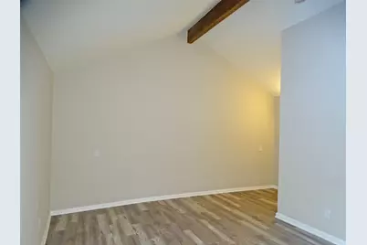 202 E Cober Drive, Grand Prairie, TX 75051 - Photo 14