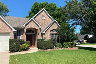 5730 Champion Ct, Arlington, TX 76017 - Photo 2