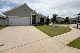 9000 HUXLEY Dr, Providence Village, TX 76227 - Photo 22