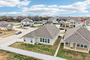 9000 HUXLEY Dr, Providence Village, TX 76227 - Photo 28
