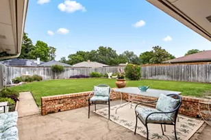 3301 Canterbury Dr, Plano, TX 75075 - Photo 22