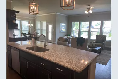 209 Johnson Street, Granbury, TX 76048 - Photo 4