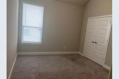 209 Johnson Street, Granbury, TX 76048 - Photo 32