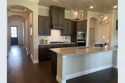 209 Johnson Street, Granbury, TX 76048 - Photo 6