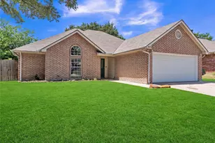 7937 Hunters Glen Dr, Watauga, TX 76148 - Photo 1