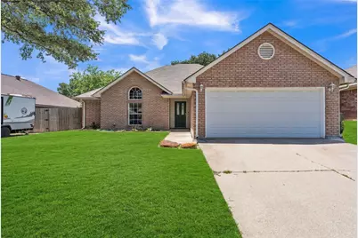 7937 Hunters Glen Drive, Watauga, TX 76148 - Photo 2