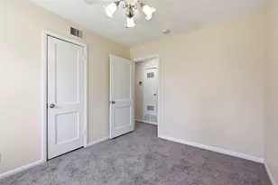 807 Highland Dr, Arlington, TX 76010 - Photo 20