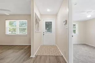 807 Highland Dr, Arlington, TX 76010 - Photo 4