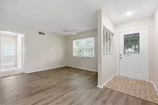 807 Highland Dr, Arlington, TX 76010 - Photo 6