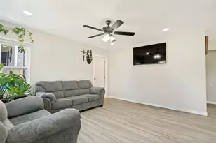 2666 Burton Ave, Fort Worth, TX 76105 - Photo 8
