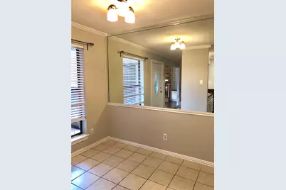 714 E Wall Street #111, Grapevine, TX 76051 - Photo 10