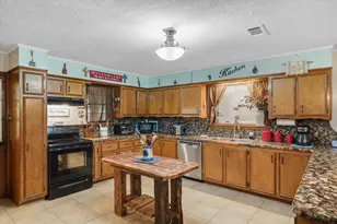 7611 FM314, Ben Wheeler, TX 75754 - Photo 12
