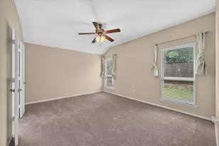 1325 Cheyenne Dr, Aubrey, TX 76227 - Photo 12