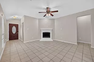 1325 Cheyenne Dr, Aubrey, TX 76227 - Photo 4