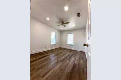 4626 San Jacinto Street, Dallas, TX 75204 - Photo 18
