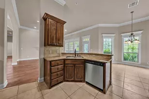 335 Edinburgh Ln, Waco, TX 76712 - Photo 14