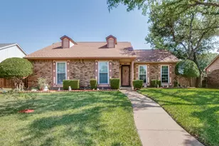 457 Whitley St, Cedar Hill, TX 75104 - Photo 1