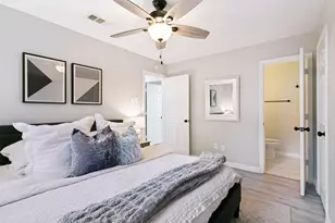 1028 Meadowbrook Dr, Grapevine, TX 76051 - Photo 14