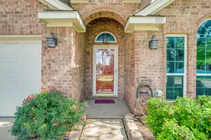 108 Hollywood Blvd, Euless, TX 76040 - Photo 4