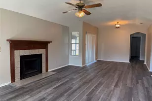5216 Carpenter Dr, Arlington, TX 76017 - Photo 4